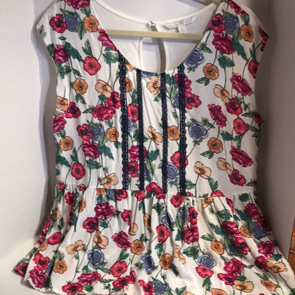 💛XL Lauren Conrad NWOT top